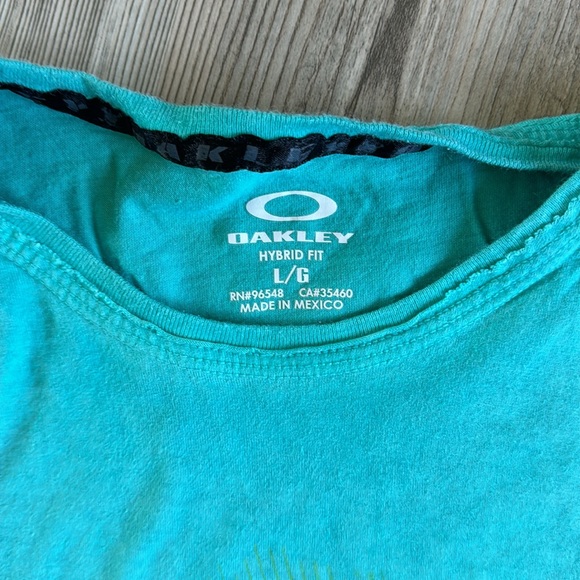 Oakley hybrid fit T-shirt - Picture 3 of 3